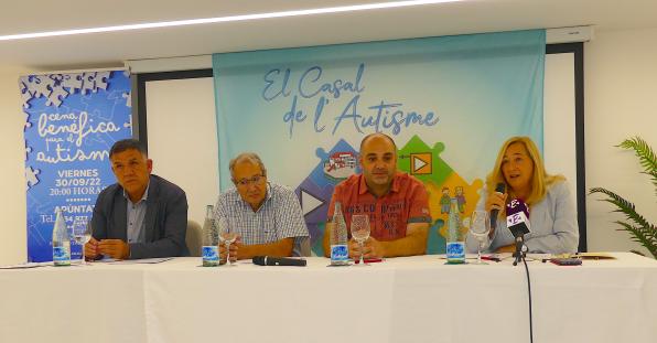 Presentación de la cena benéfica por el autismo en Salou