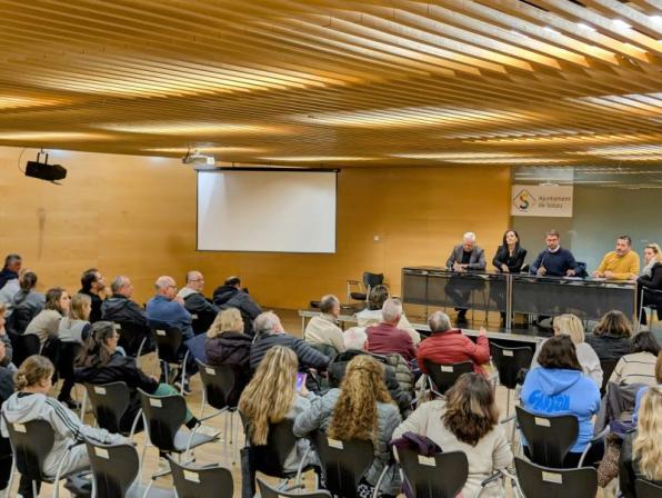 Moment de la reunió amb les colles del Cós Blanc